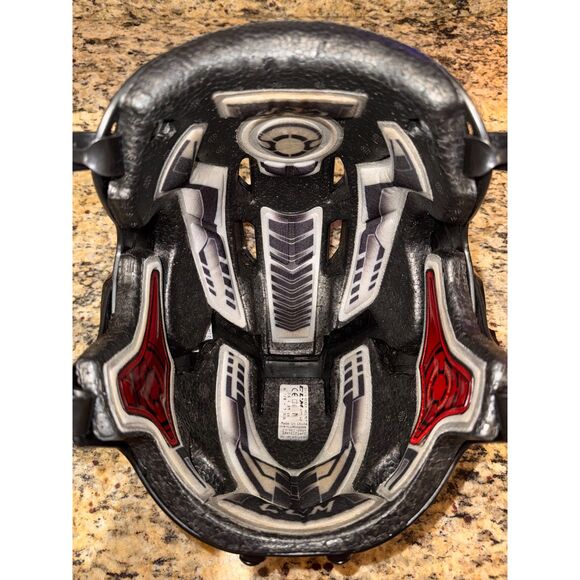 CCM FitLite 60 Ice Hockey Helmet - Black - Medium (Used) - Picture 5 of 6